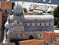 La cathédrale Saint-Jacques de Trogir, oeuvre de Georges le Dalmate et Niccolo Fiorentino, XVe s.